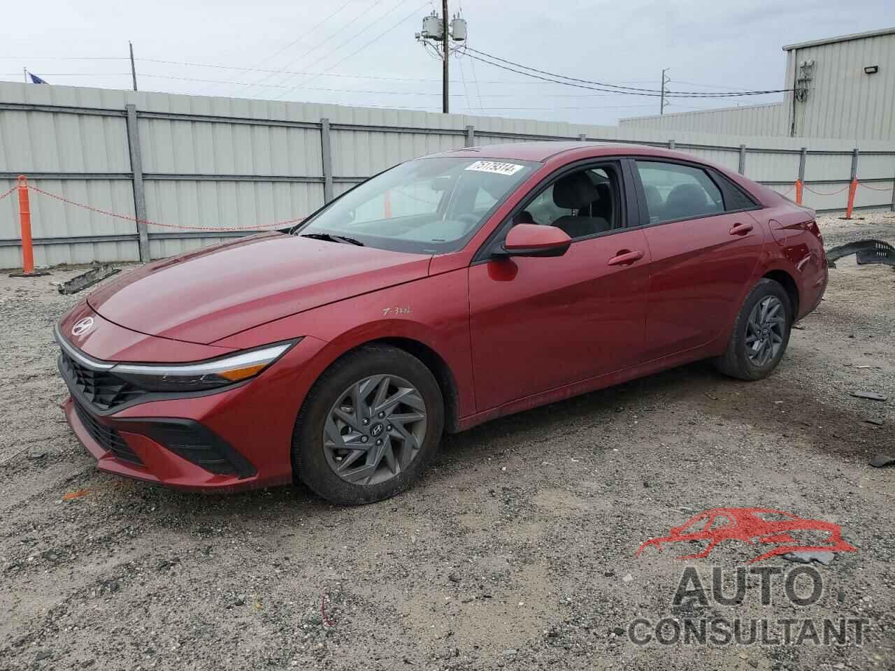 HYUNDAI ELANTRA 2024 - KMHLM4DG4RU750101
