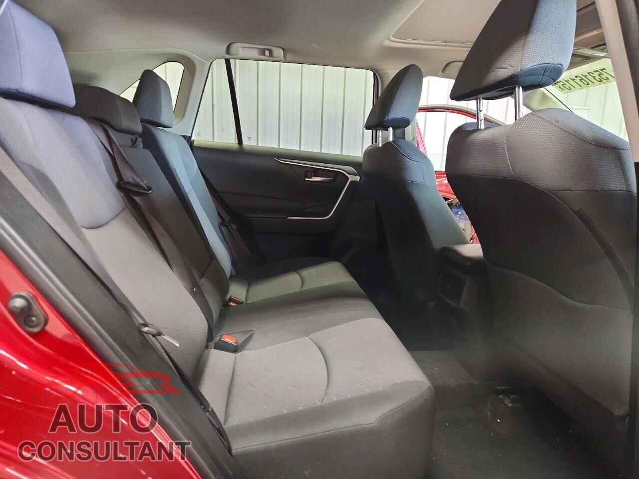 TOYOTA RAV4 2019 - JTMP1RFV7KD010989