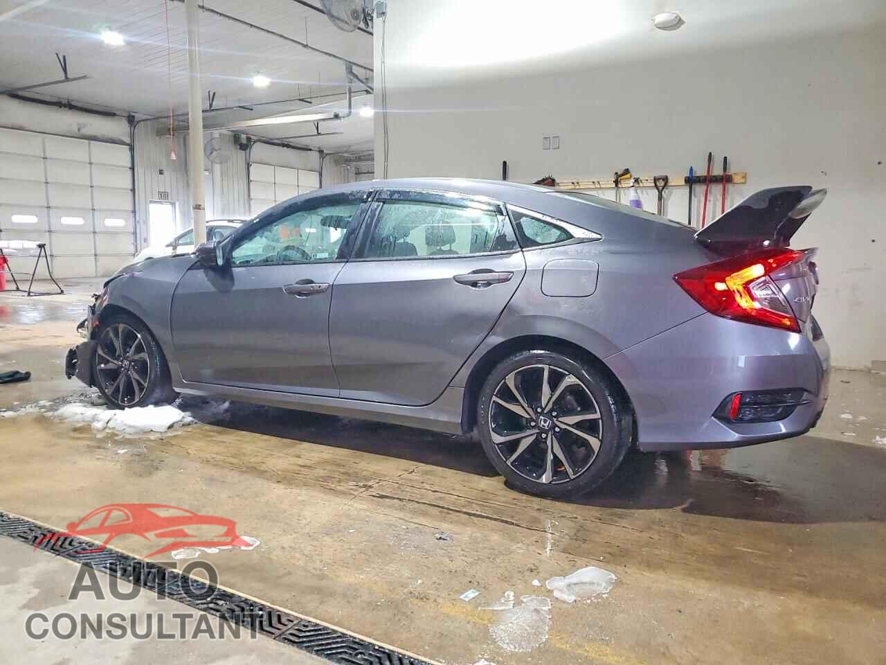 HONDA CIVIC 2019 - 2HGFC2F82KH575064
