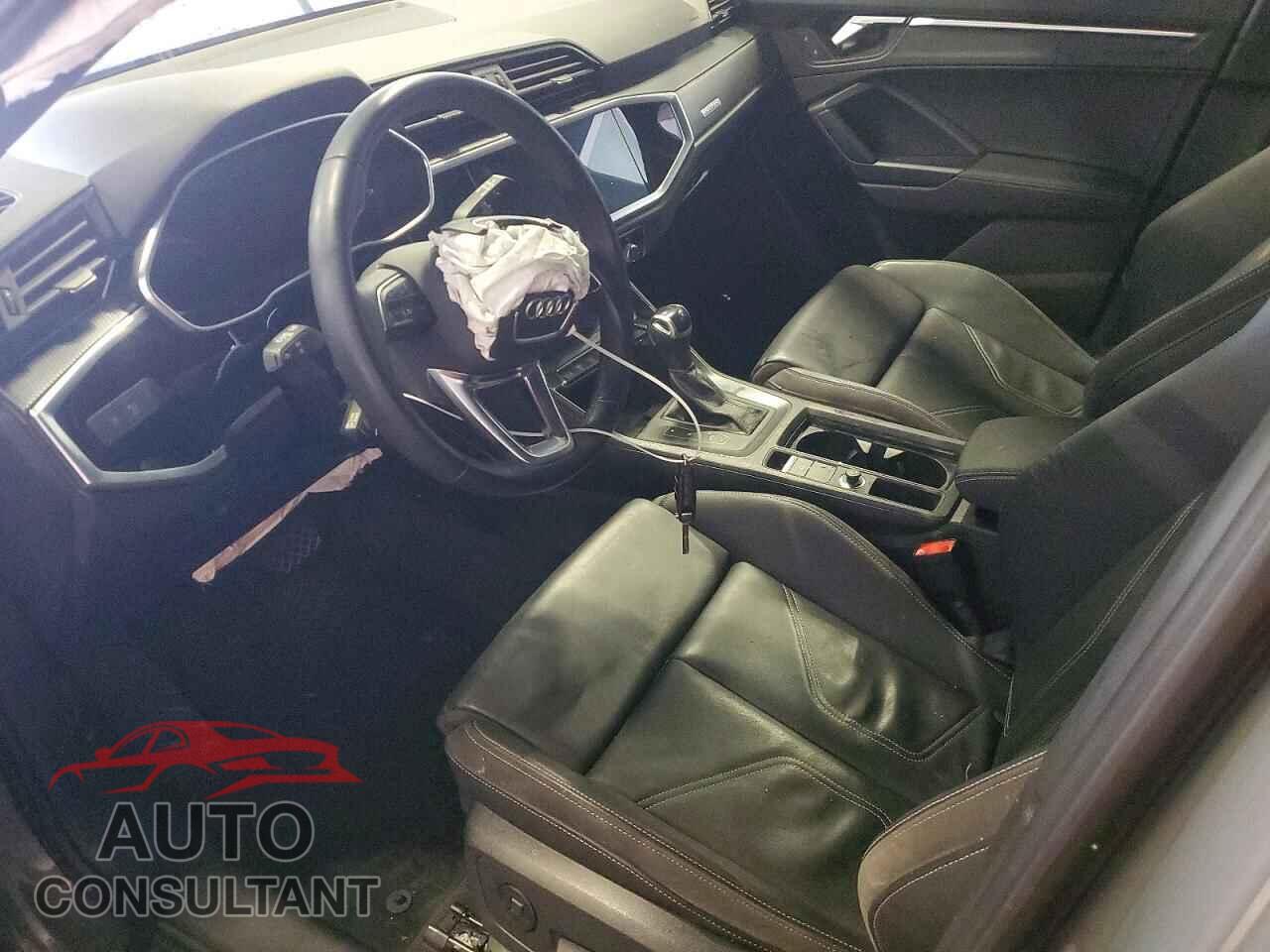 AUDI Q3 2022 - WA1EECF32N1141013