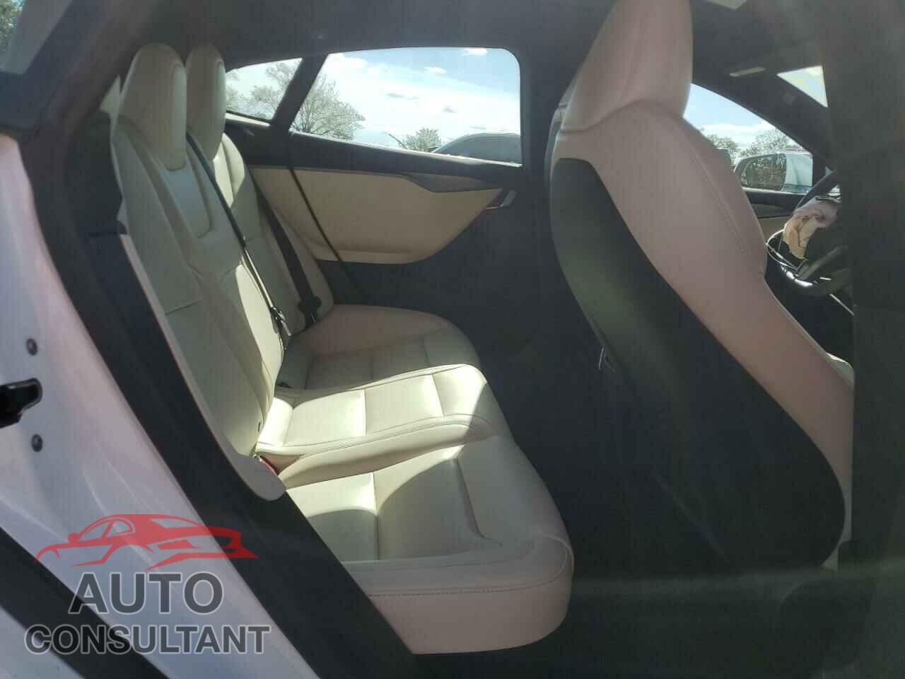 TESLA MODEL S 2020 - 5YJSA1E29LF399857