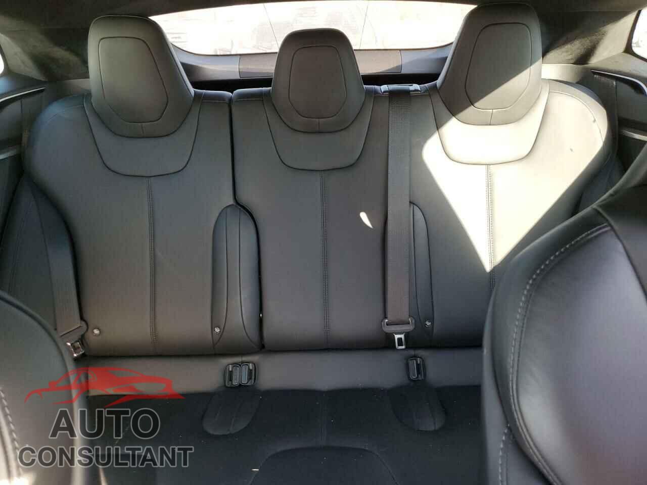 TESLA MODEL S 2017 - 5YJSA1E20HF179420