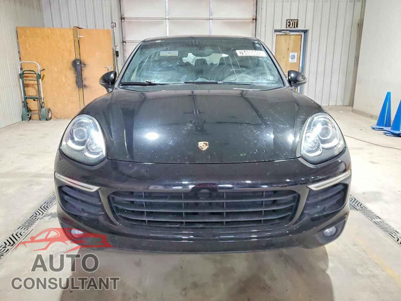 PORSCHE CAYENNE 2016 - WP1AA2A27GLA03644