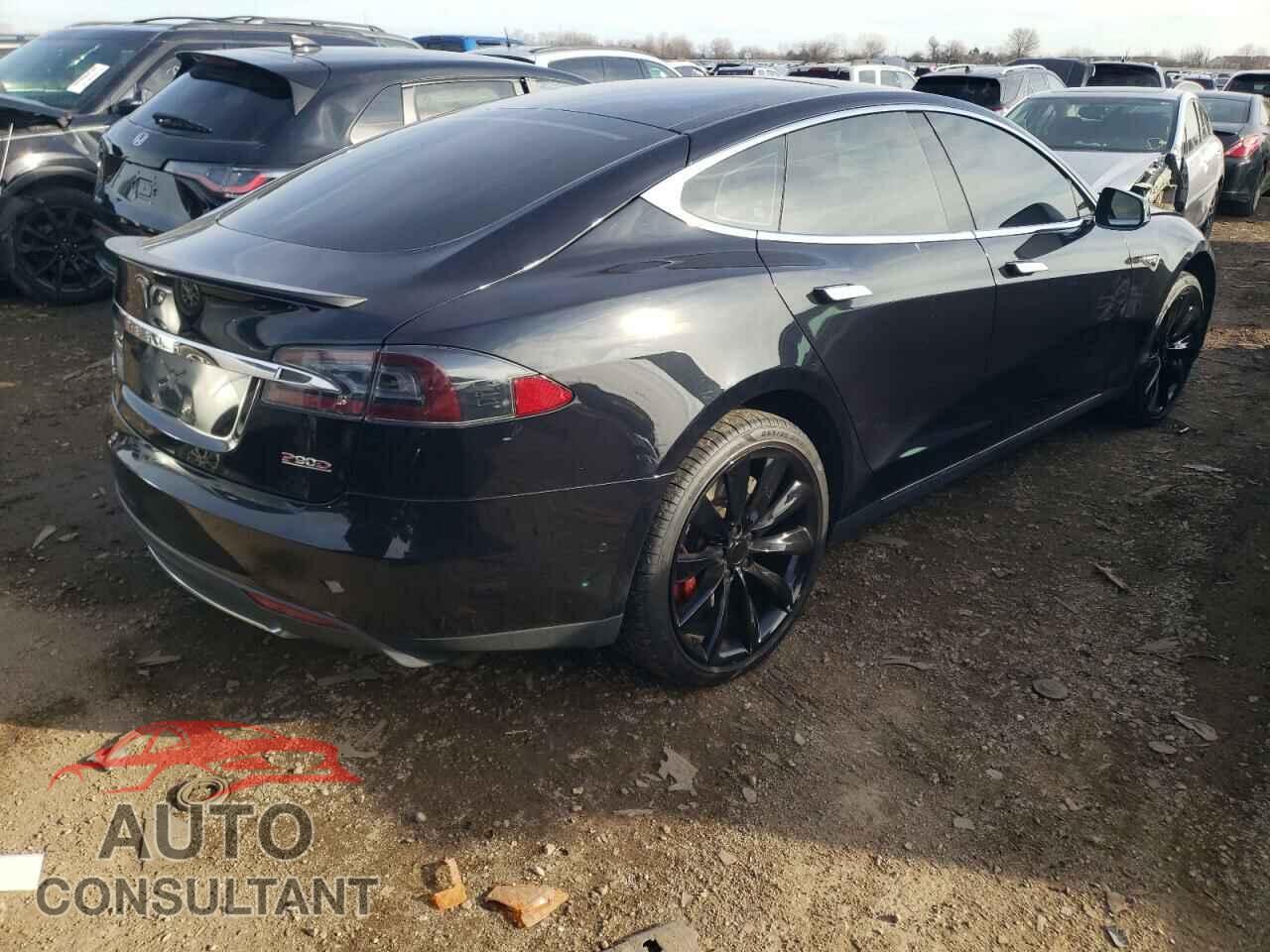 TESLA MODEL S 2015 - 5YJSA1E42FF116351