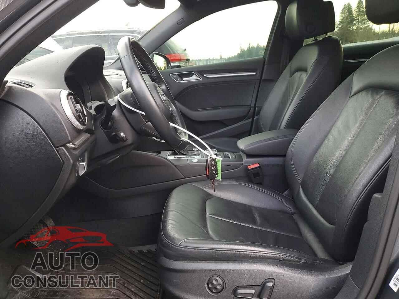AUDI A3 2017 - WAUTPBFF5HA112974