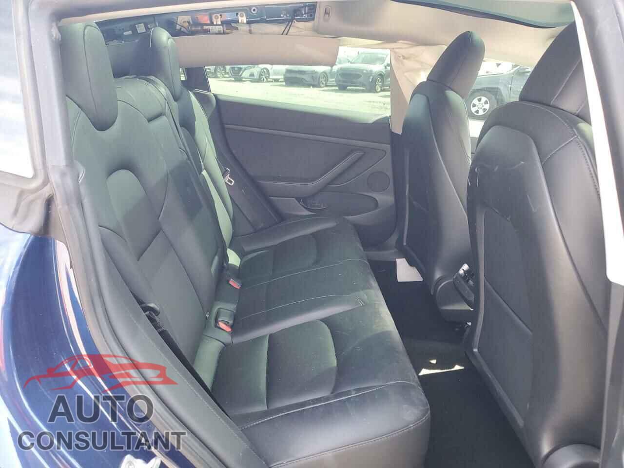 TESLA MODEL 3 2023 - 5YJ3E1EA0PF403607