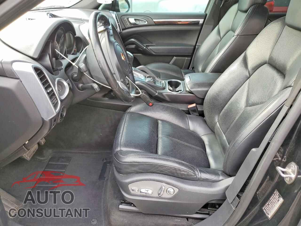 PORSCHE CAYENNE 2013 - WP1AB2A22DLA85372