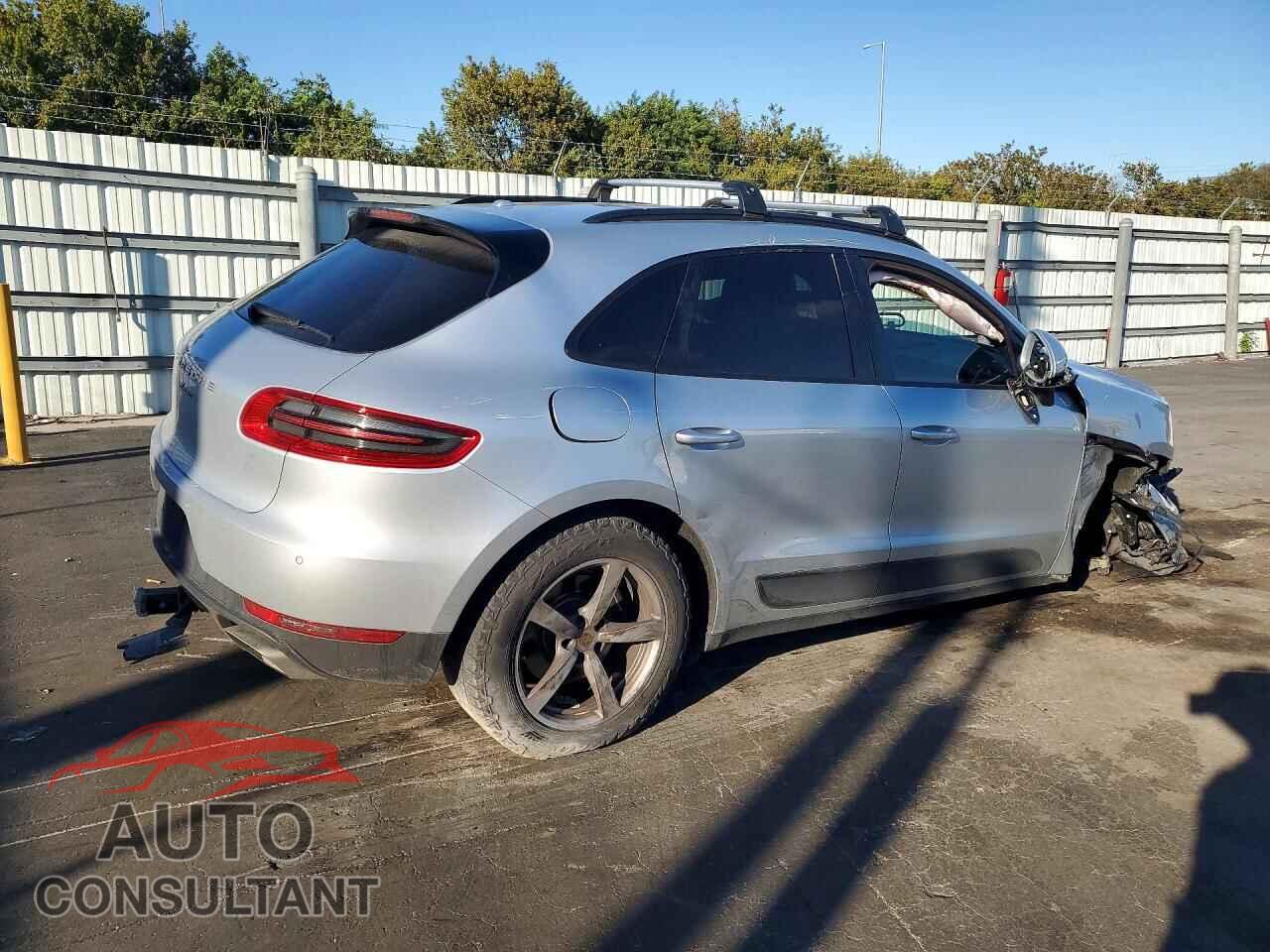 PORSCHE MACAN 2017 - WP1AA2A50HLB08831