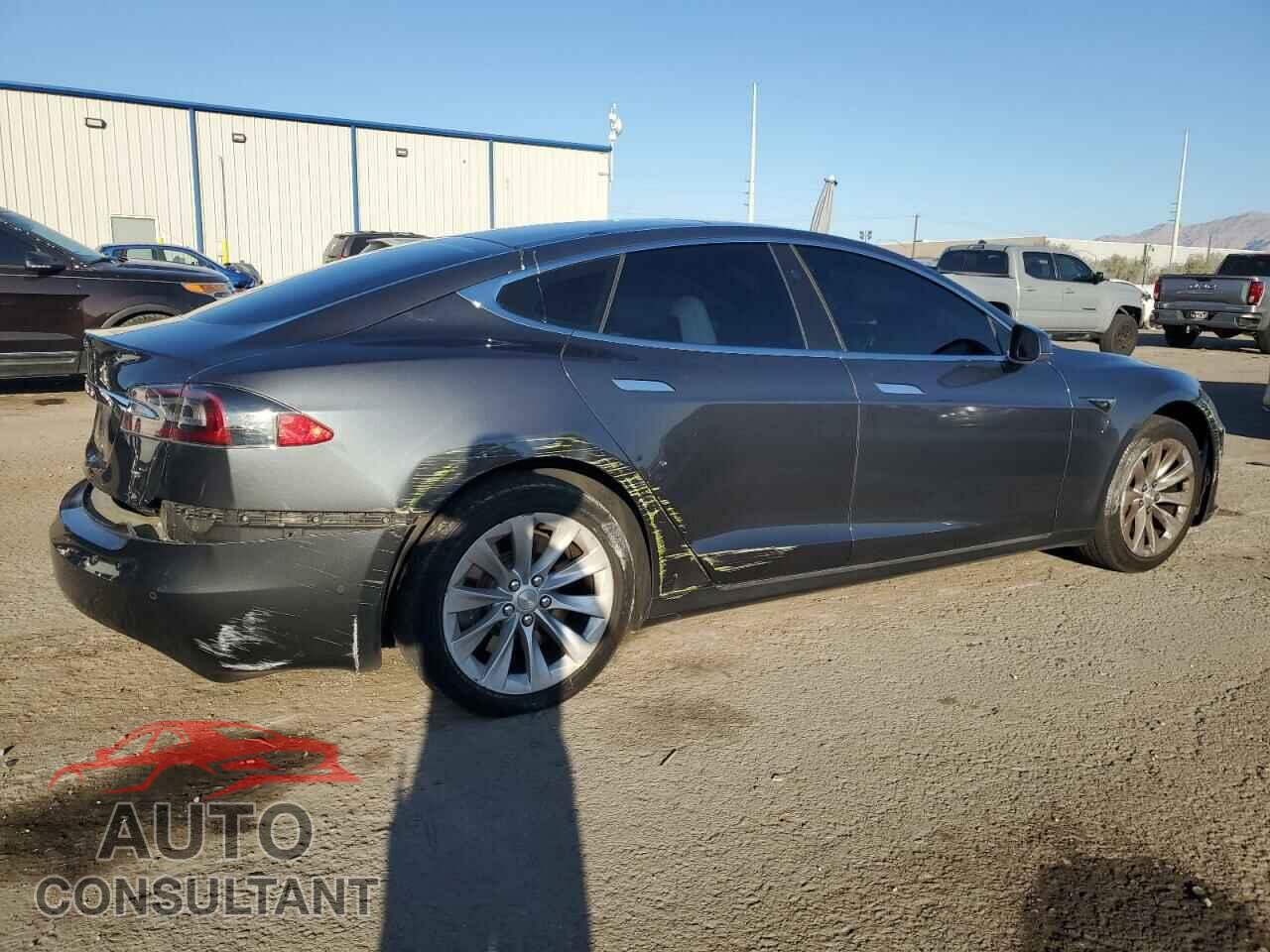 TESLA MODEL S 2017 - 5YJSA1E12HF188207