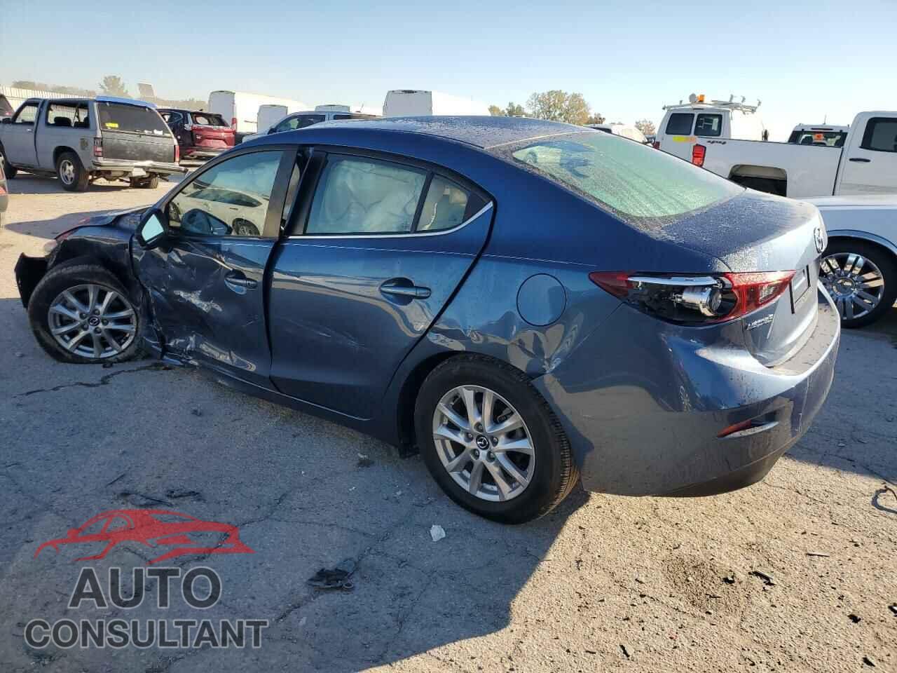 MAZDA 3 2017 - 3MZBN1U78HM123543