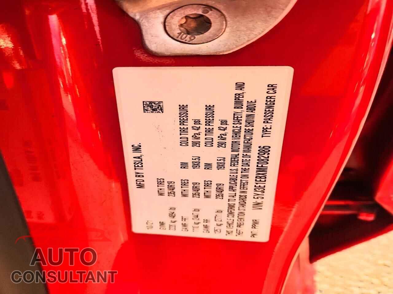 TESLA MODEL 3 2021 - 5YJ3E1EBXMF082986