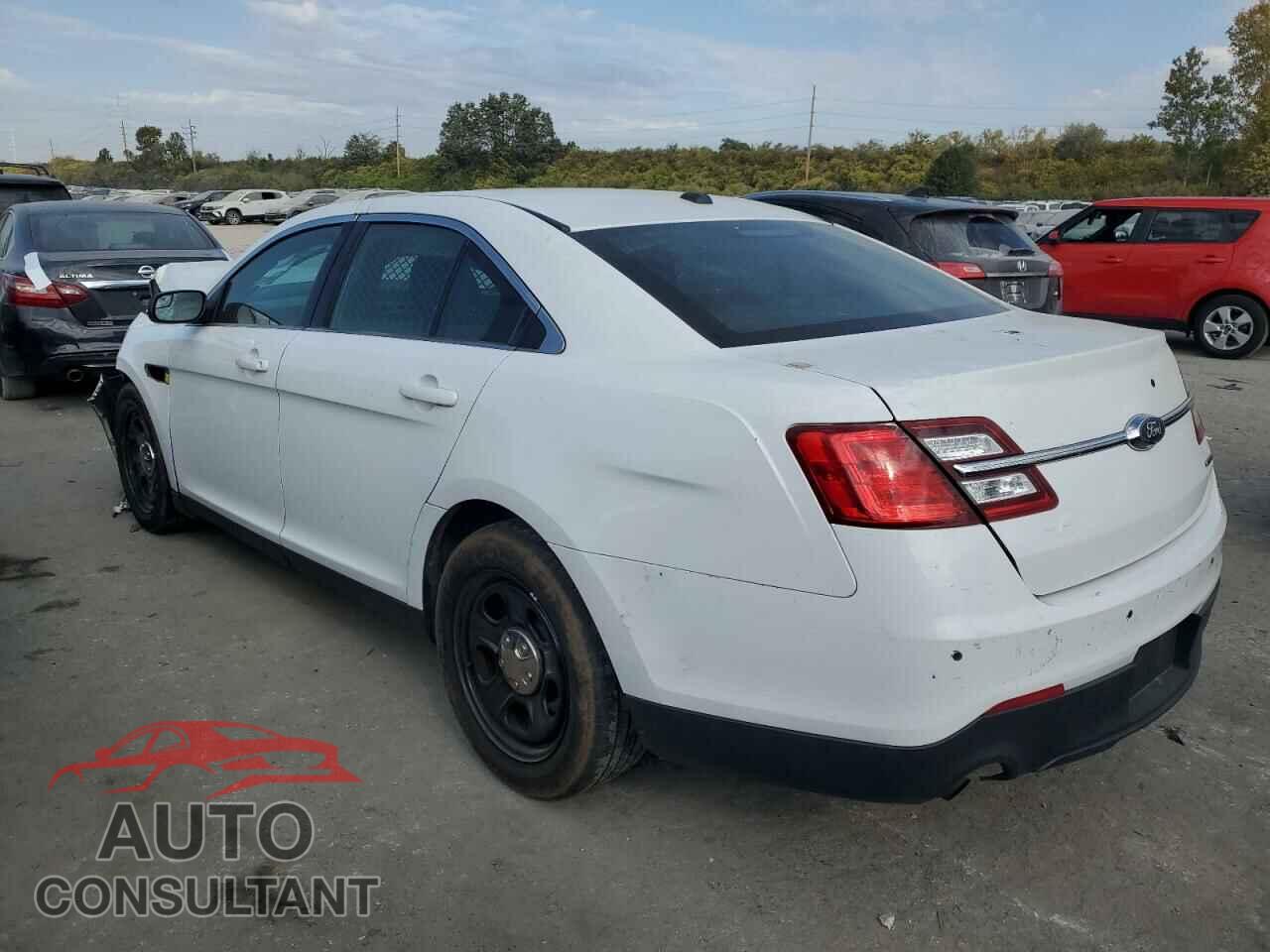 FORD TAURUS 2017 - 1FAHP2L83HG145067