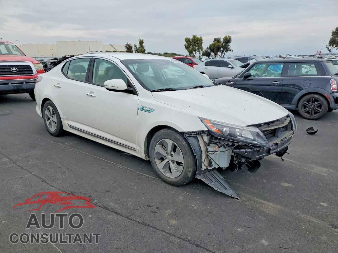 KIA OPTIMA 2016 - KNAGM4AD8G5096885