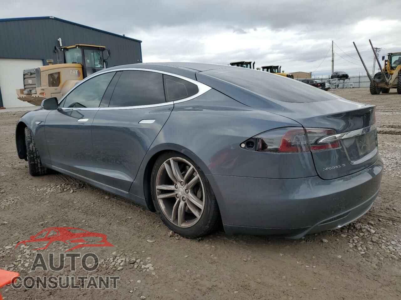 TESLA MODEL S 2013 - 5YJSA1AG0DFP03953