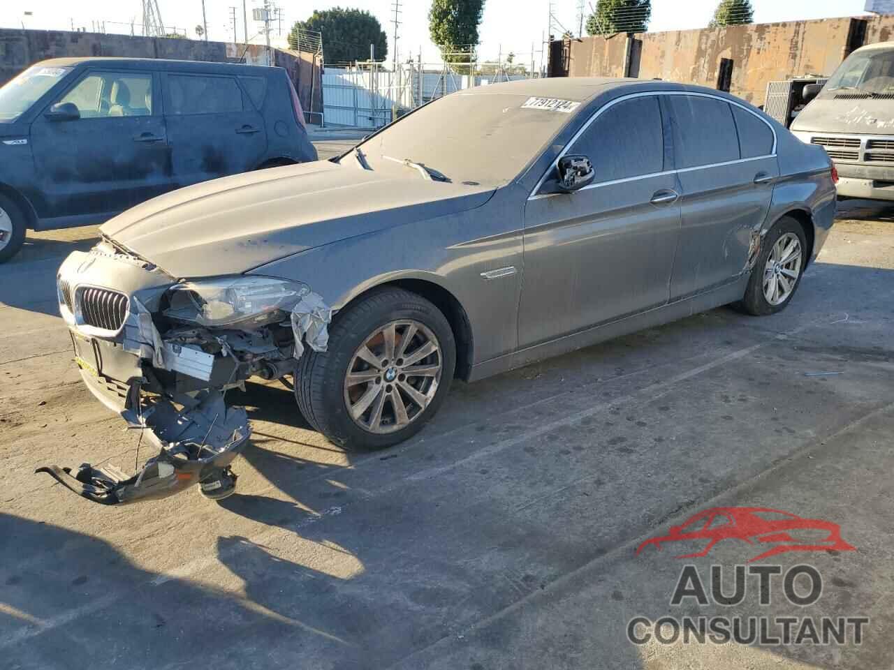 BMW 5 SERIES 2015 - WBA5A5C59FD521286