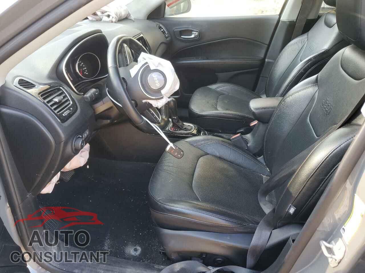 JEEP COMPASS 2021 - 3C4NJDCB0MT556552