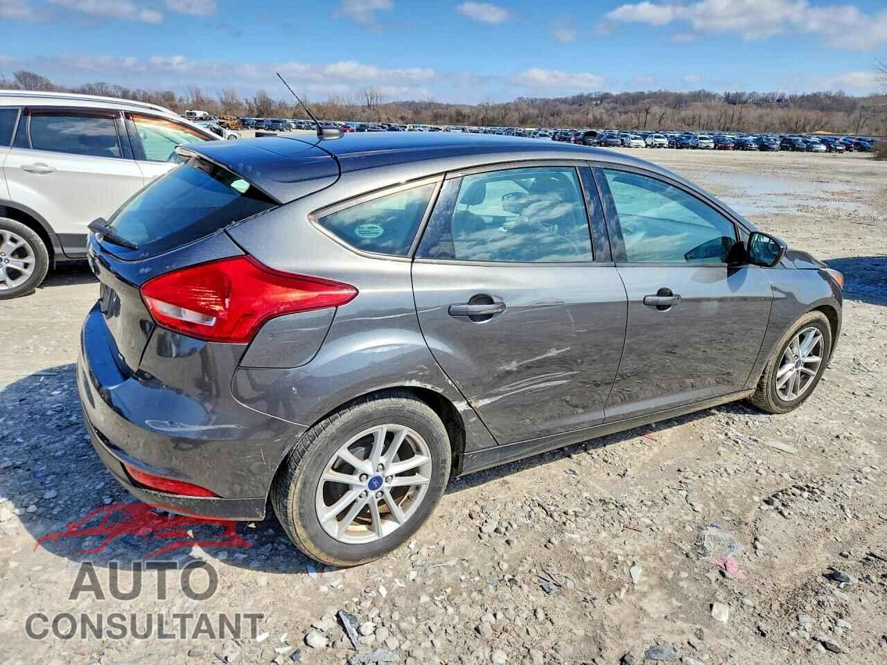 FORD FOCUS 2018 - 1FADP3K26JL277898