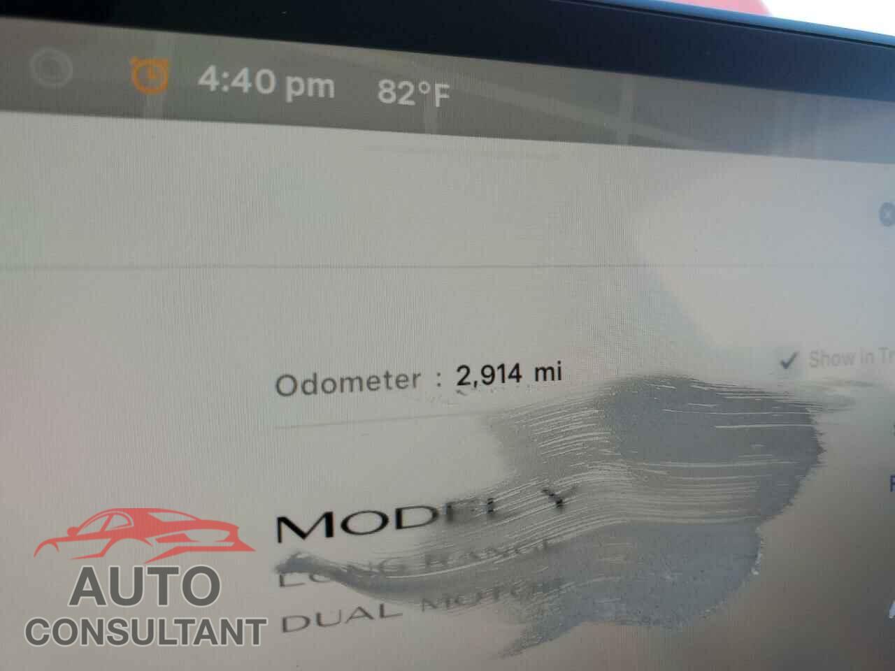 TESLA MODEL Y 2024 - 7SAYGAEE2RF086437