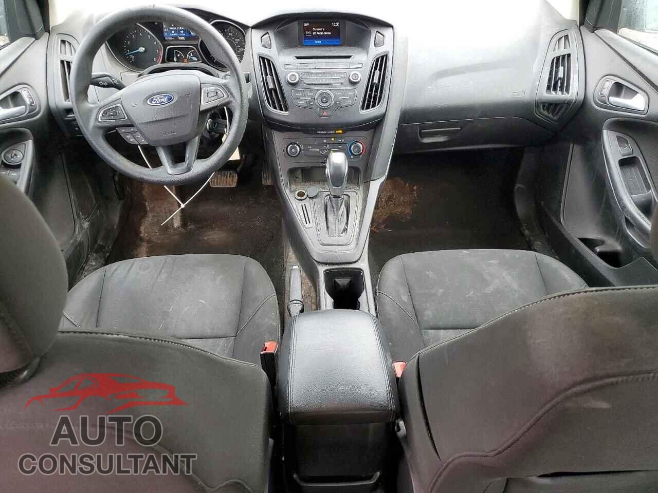 FORD FOCUS 2015 - 1FADP3F23FL304976