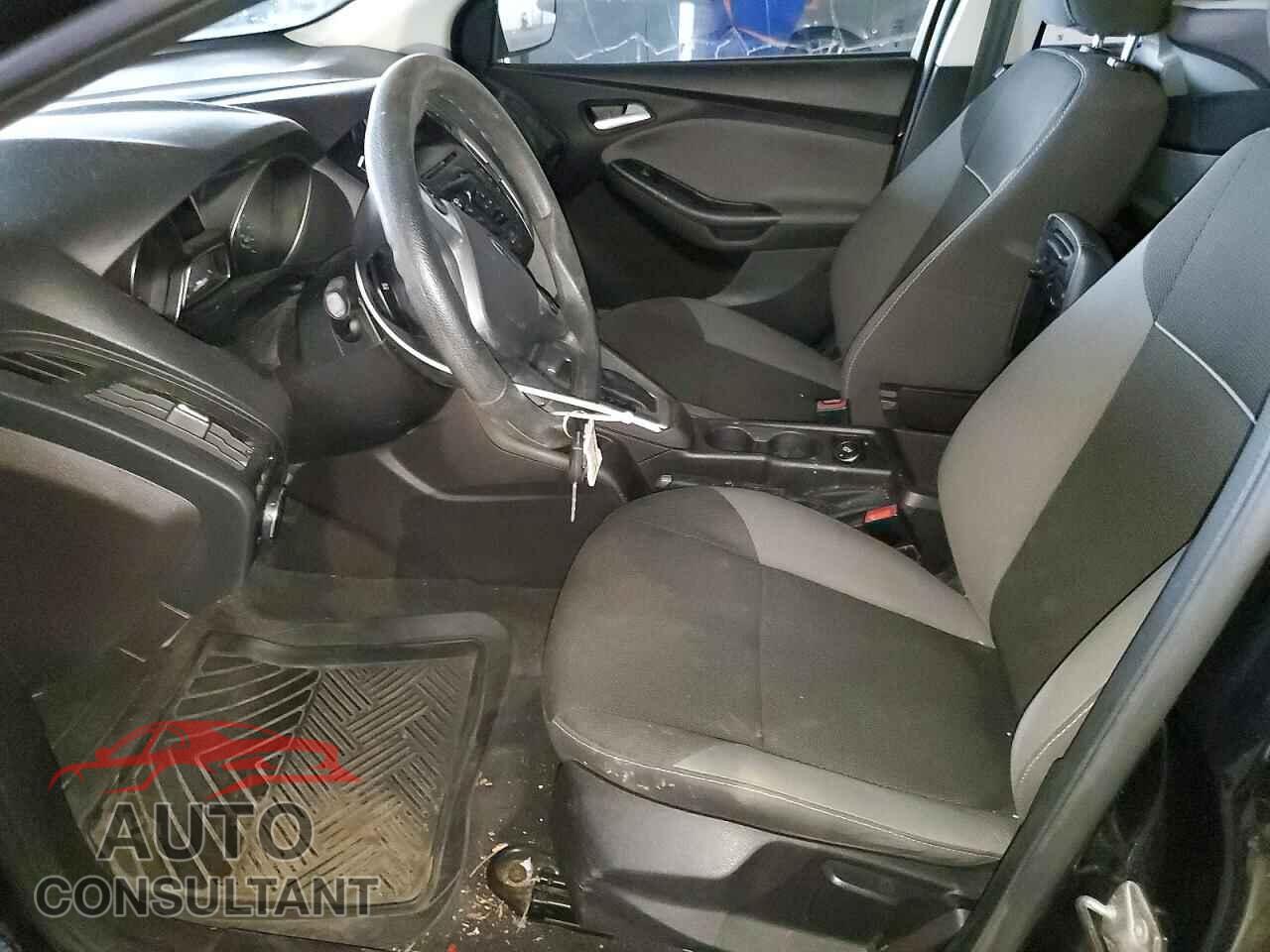 FORD FOCUS 2014 - 1FADP3F21EL349784