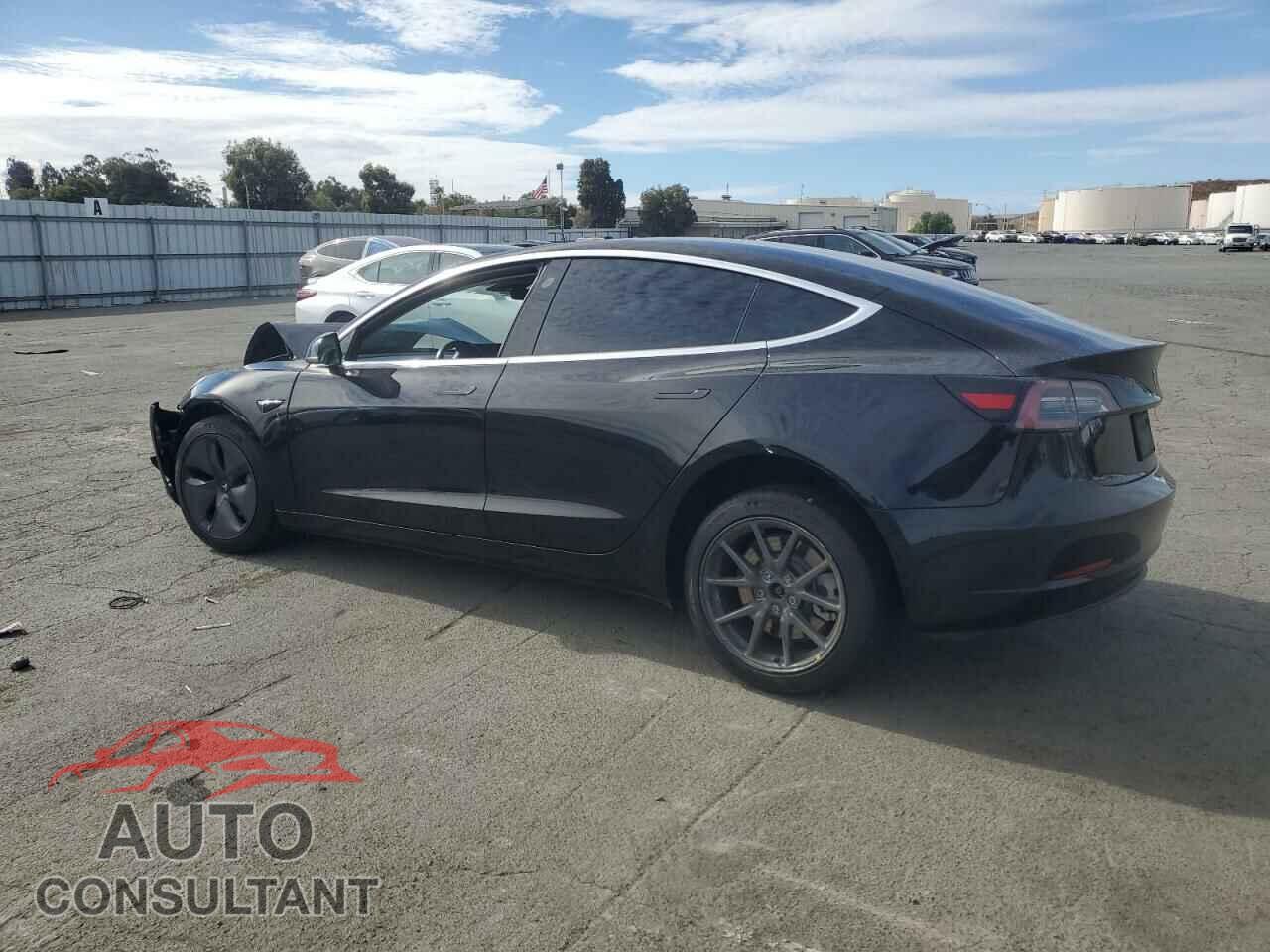 TESLA MODEL 3 2019 - 5YJ3E1EA5KF410013