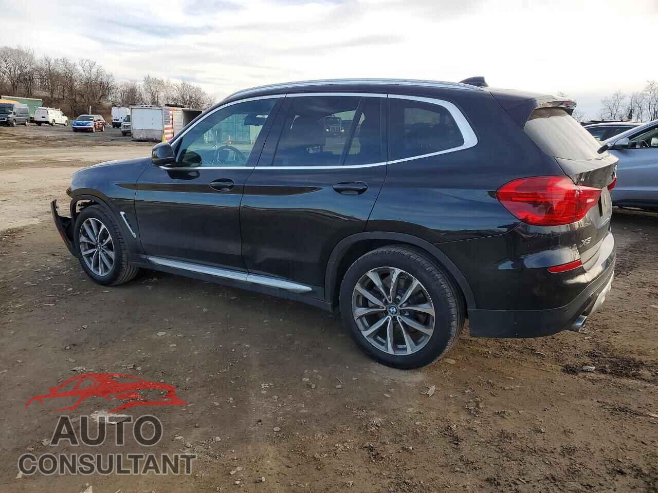 BMW X3 2018 - 5UXTR9C55JLD74832