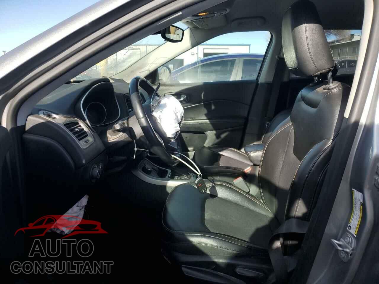 JEEP COMPASS 2018 - 3C4NJDBB2JT262888