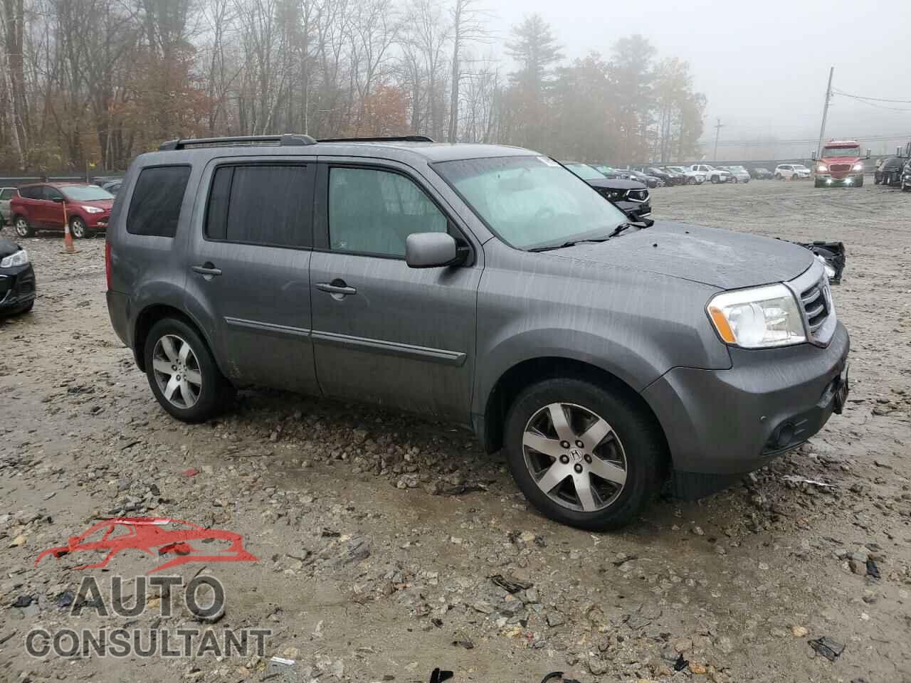 HONDA PILOT 2013 - 5FNYF4H9XDB061715