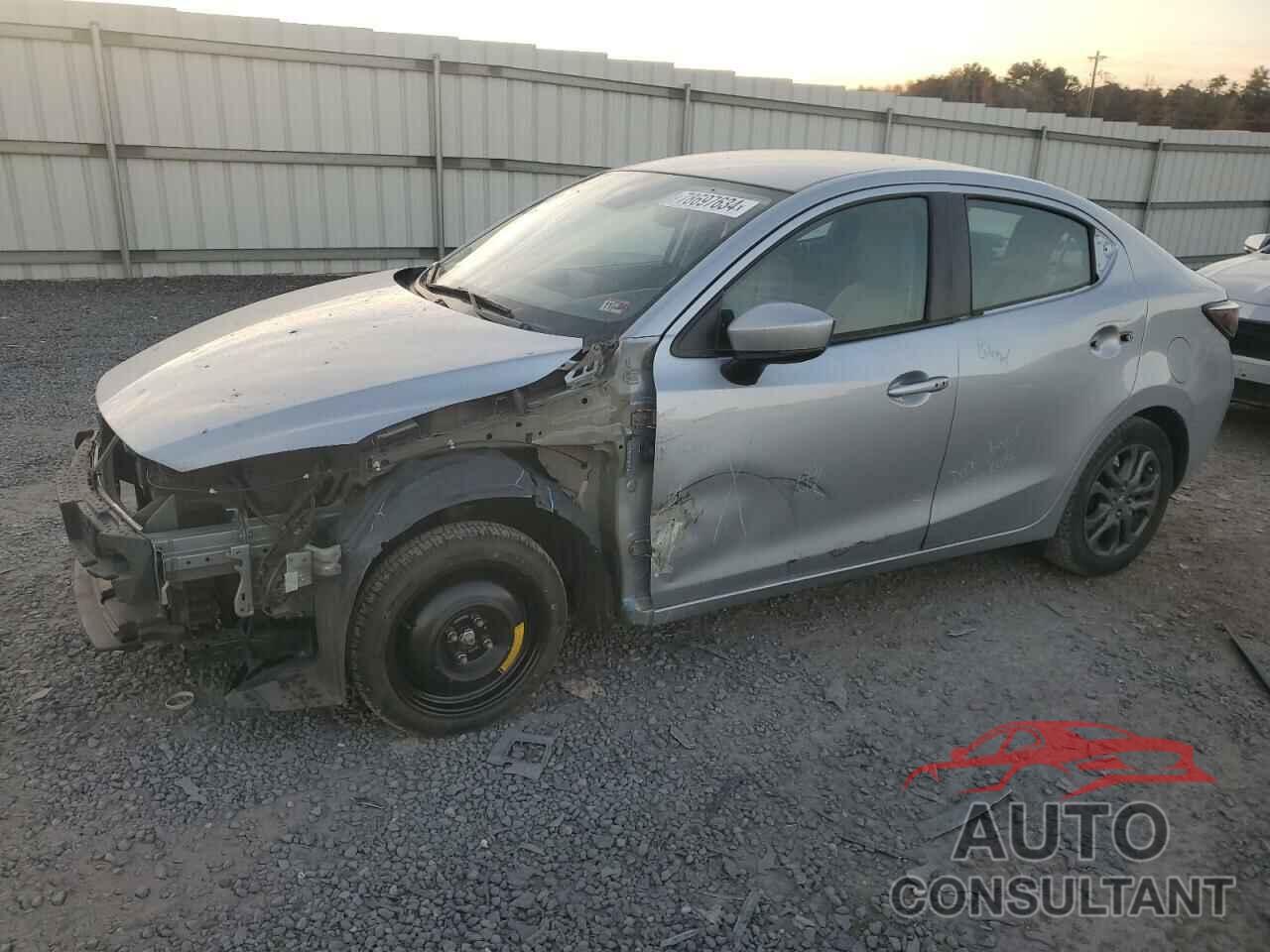 TOYOTA YARIS 2019 - 3MYDLBYV4KY514707