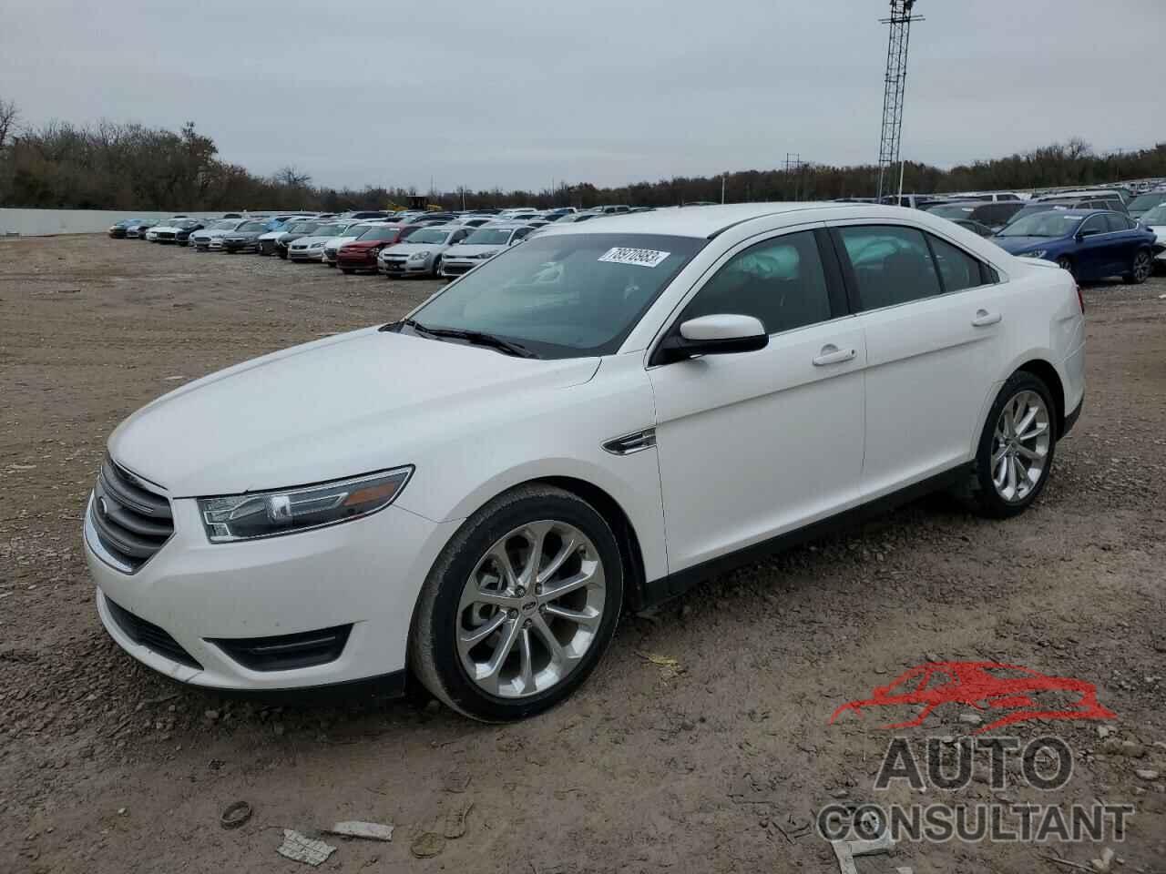 FORD TAURUS 2018 - 1FAHP2E80JG105628