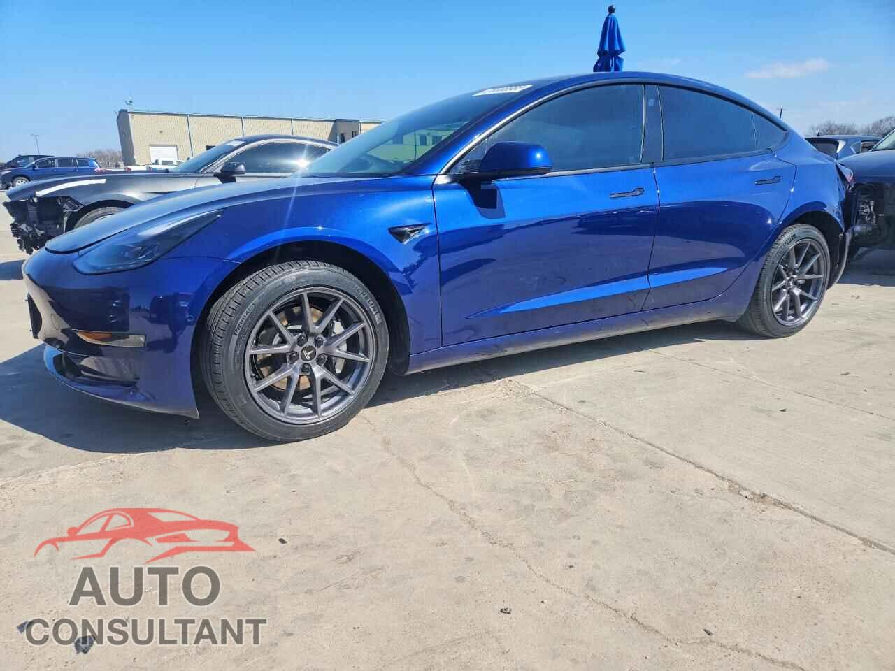 TESLA MODEL 3 2022 - 5YJ3E1EB5NF267139