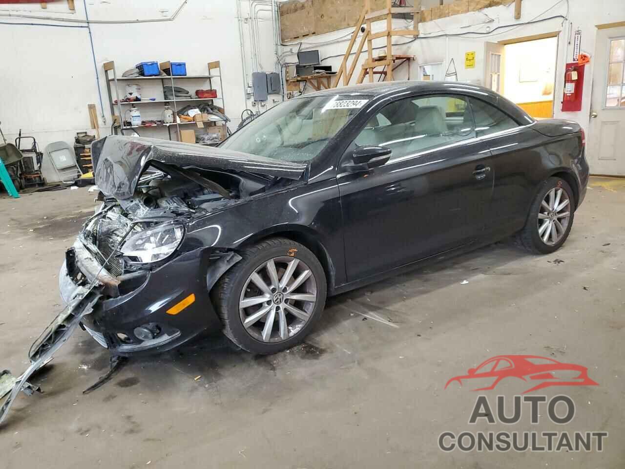 VOLKSWAGEN EOS 2013 - WVWBW8AH6DV003584