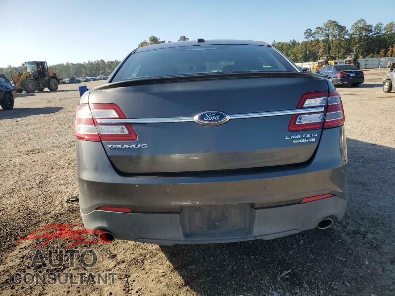 FORD TAURUS 2015 - 1FAHP2F82FG137907