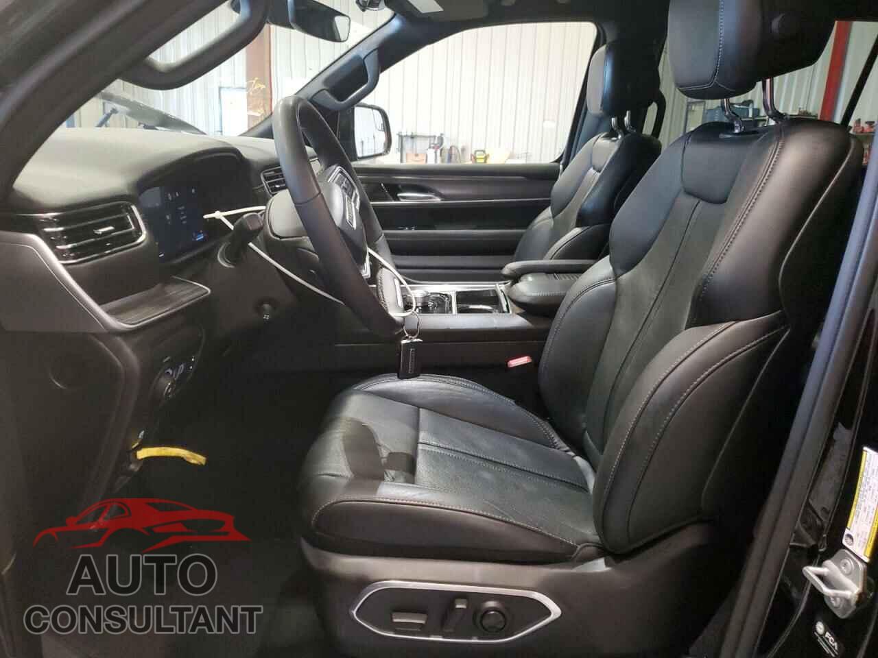 JEEP WAGONEER 2023 - 1C4SJSBP5PS557206