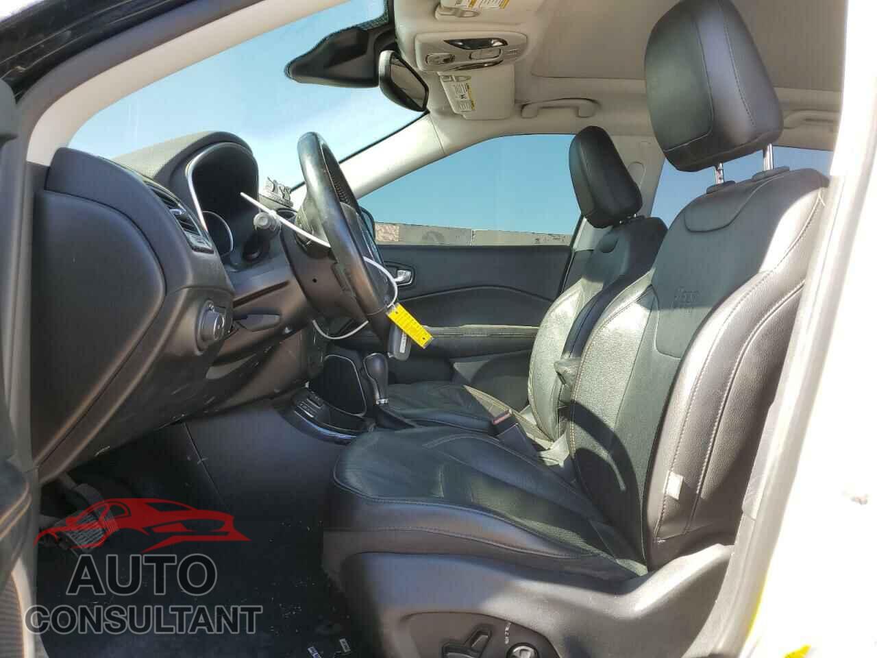 JEEP COMPASS 2021 - 3C4NJCCB7MT605174