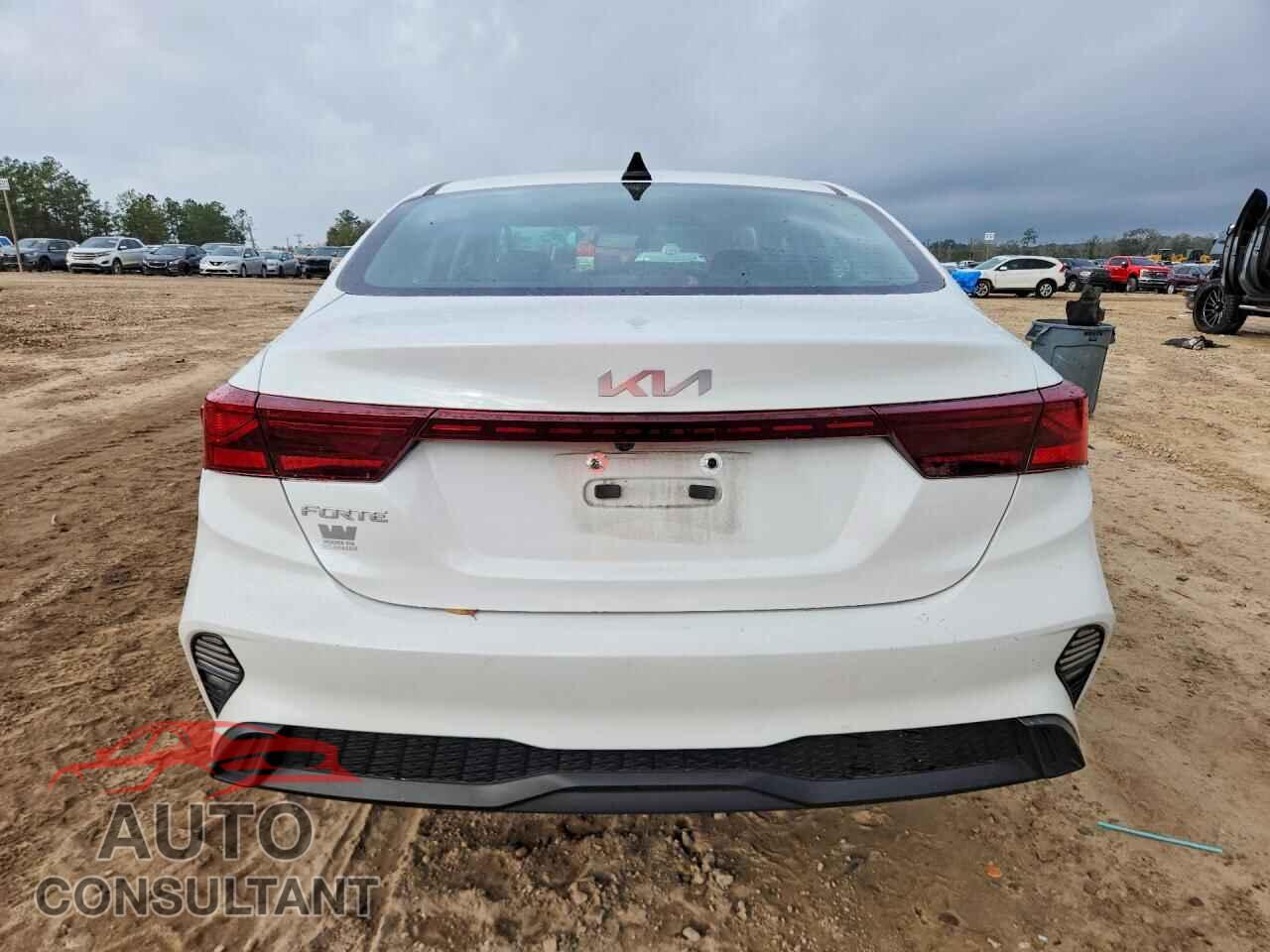 KIA FORTE 2023 - 3KPF24AD9PE636642