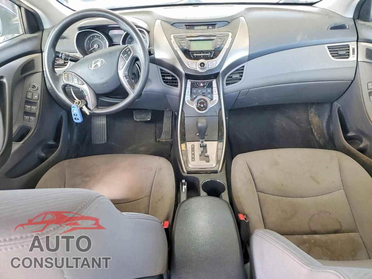 HYUNDAI ELANTRA 2013 - KMHDH4AEXDU563045