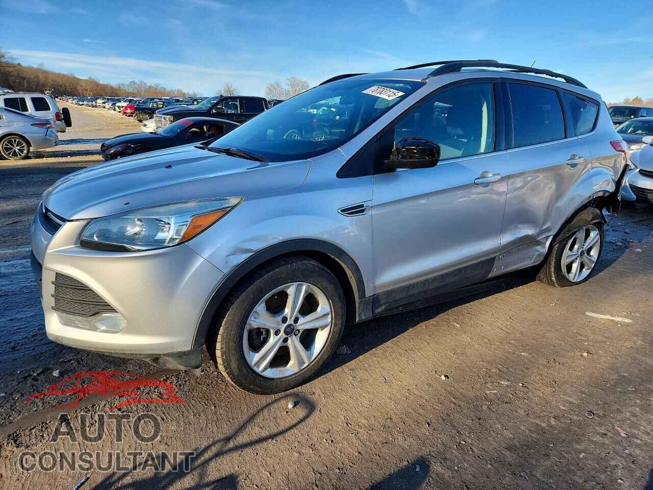 FORD ESCAPE 2016 - 1FMCU9G91GUB10631