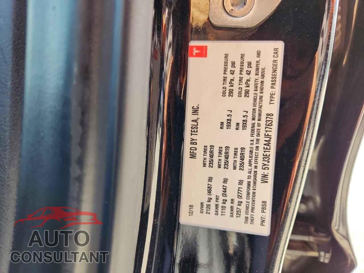 TESLA MODEL 3 2018 - 5YJ3E1EA4JF176378