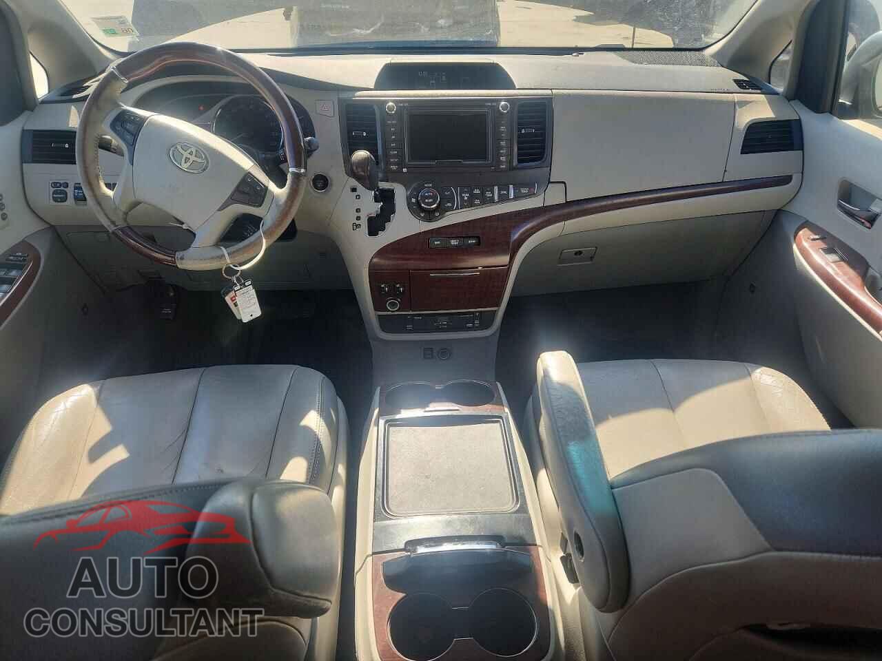 TOYOTA SIENNA 2012 - 5TDYK3DC7CS245544