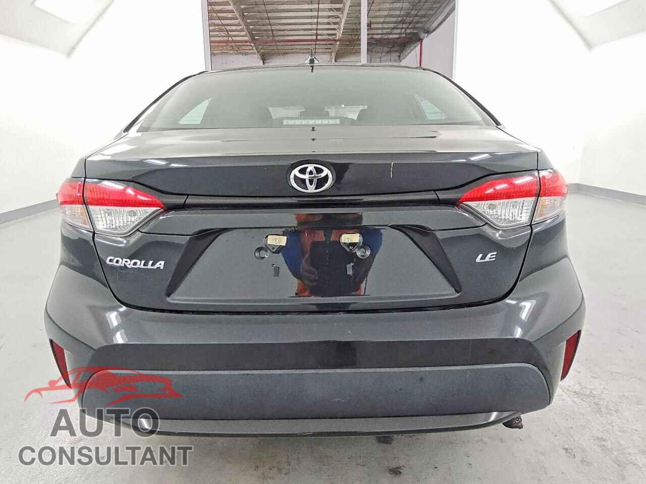 TOYOTA COROLLA 2021 - 5YFEPMAE2MP180693