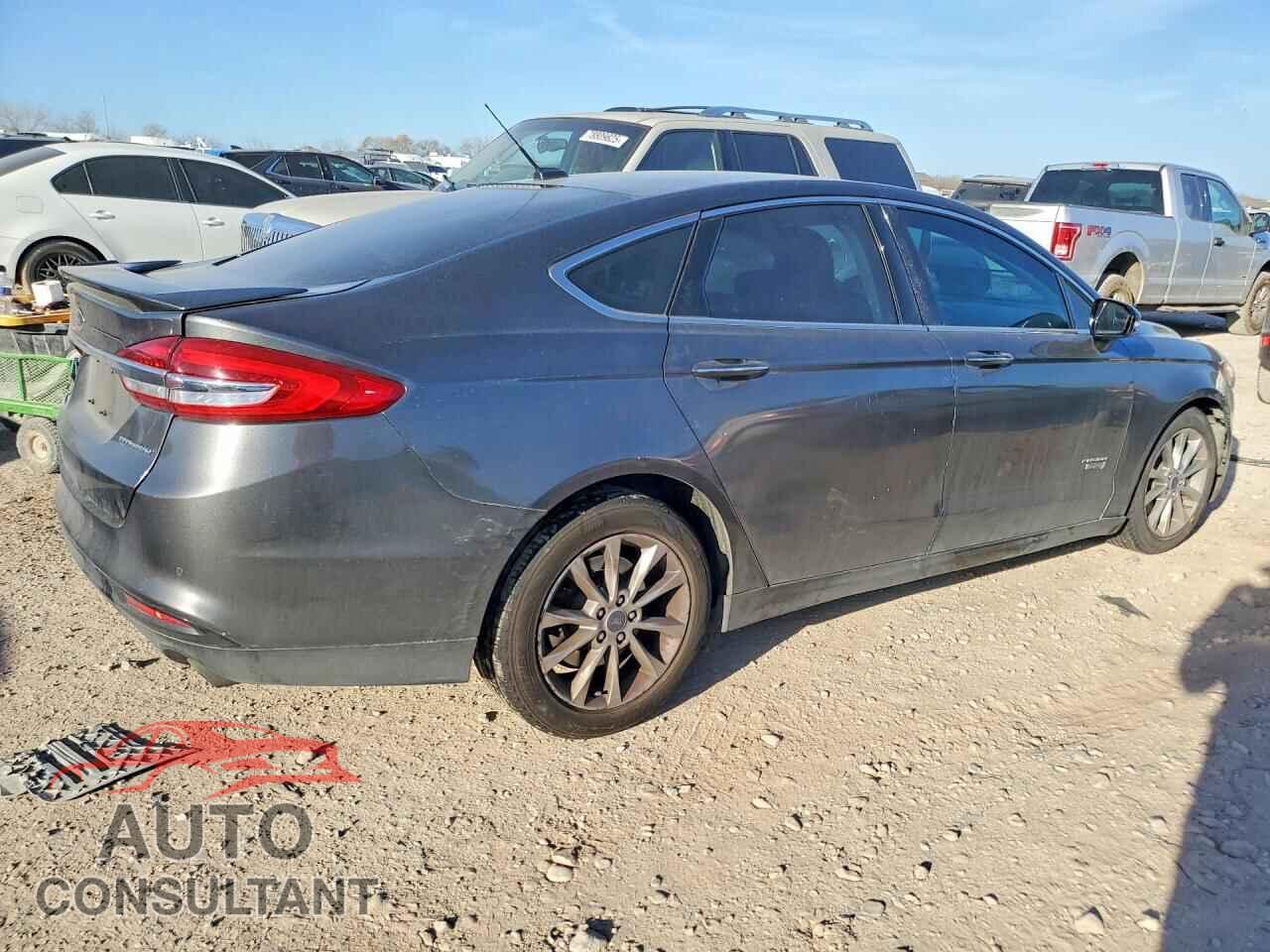 FORD FUSION 2017 - 3FA6P0SU5HR173634