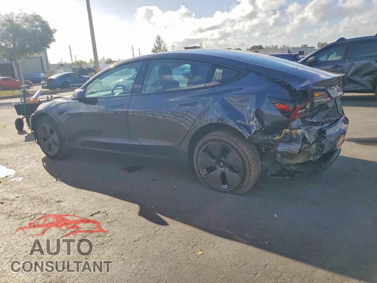 TESLA MODEL 3 2023 - 5YJ3E1EA7PF668427