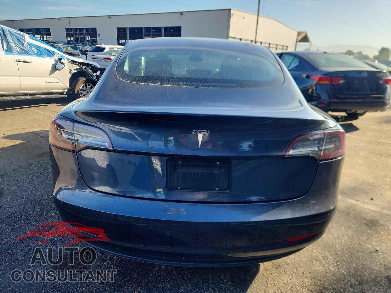 TESLA MODEL 3 2019 - 5YJ3E1EA6KF400378