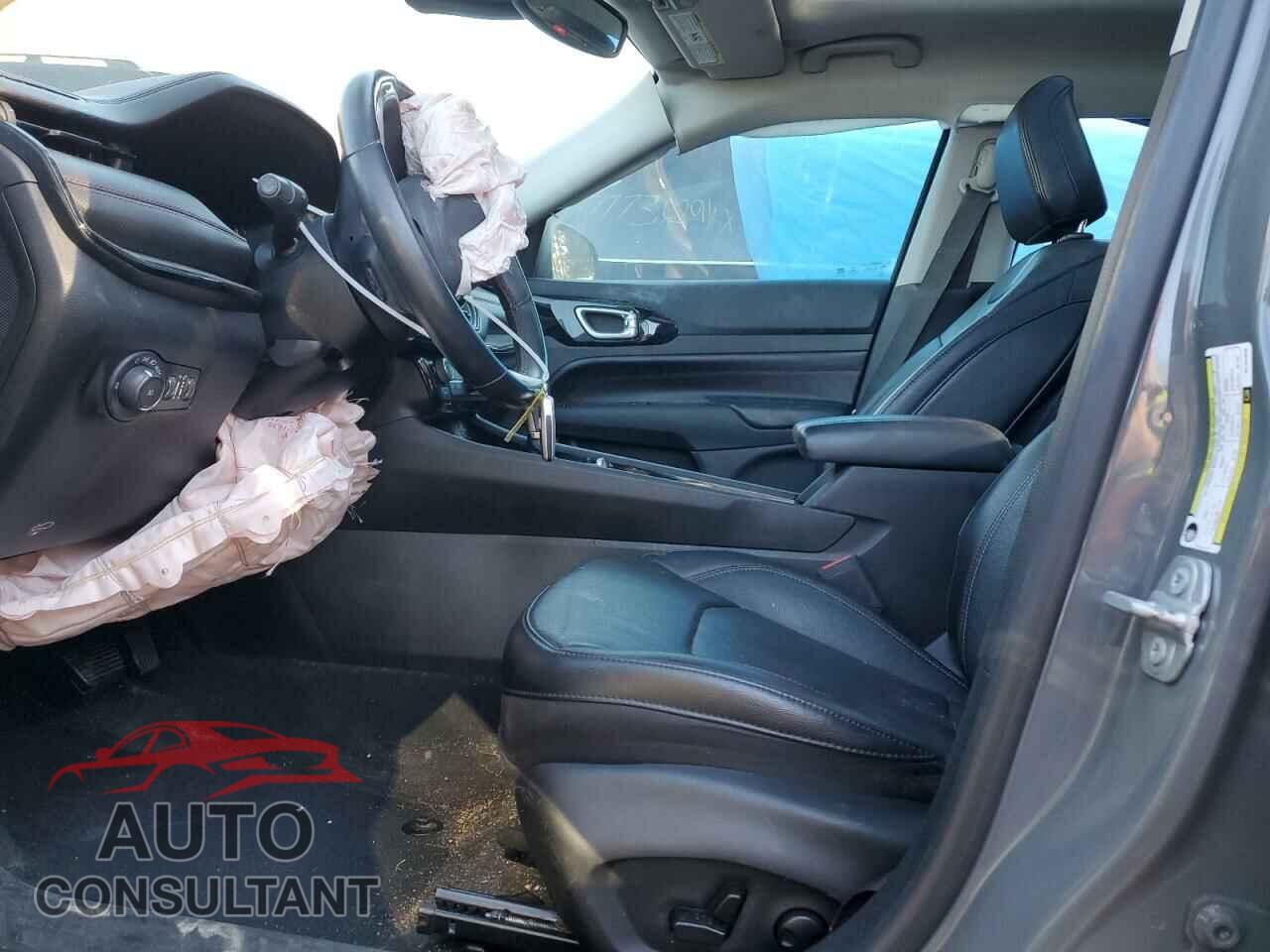 JEEP COMPASS 2022 - 3C4NJDDB8NT157873