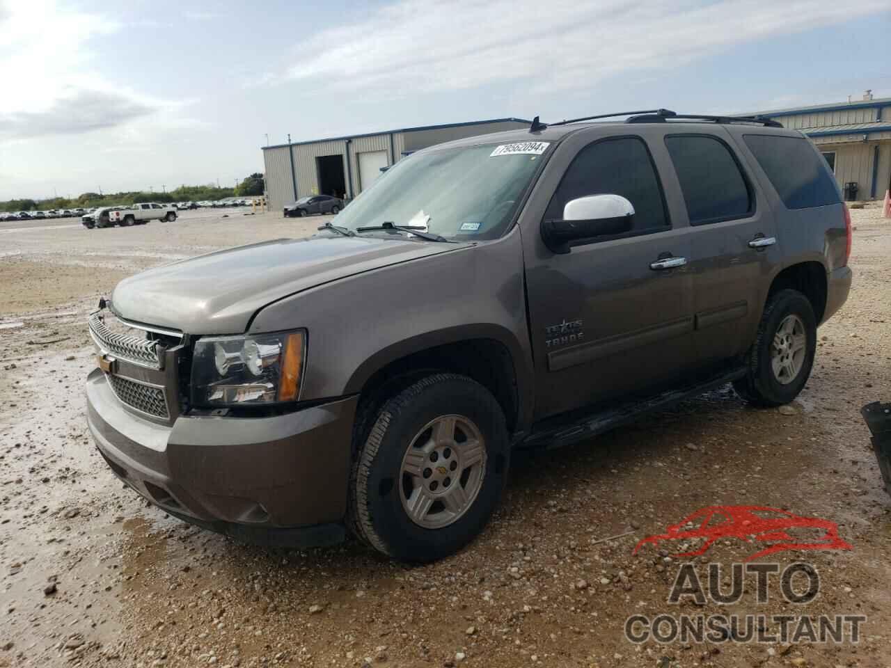 CHEVROLET TAHOE 2011 - 1GNSCAE0XBR394451