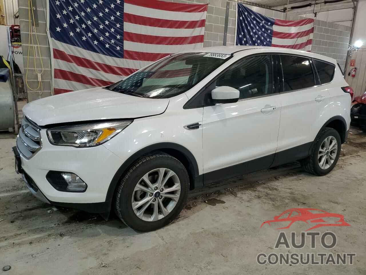 FORD ESCAPE 2019 - 1FMCU0GD0KUB26957