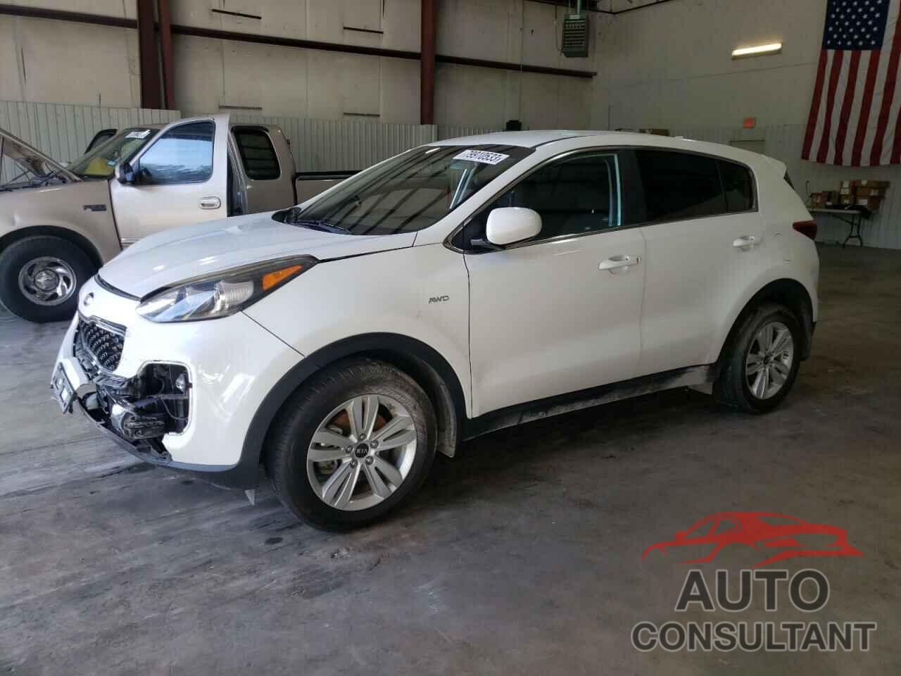 KIA SPORTAGE 2018 - KNDPMCAC7J7367225