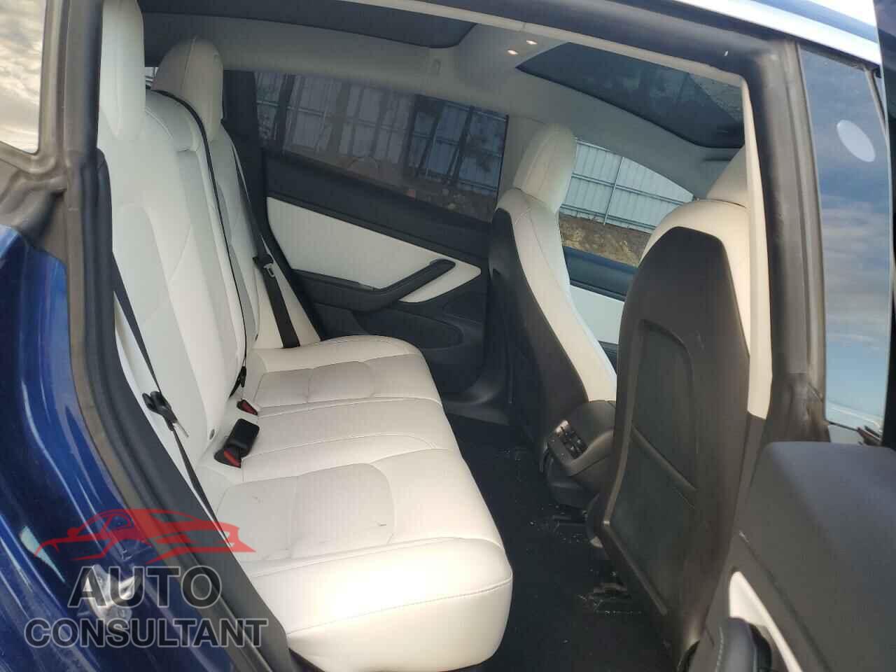 TESLA MODEL 3 2020 - 5YJ3E1EB5LF640192