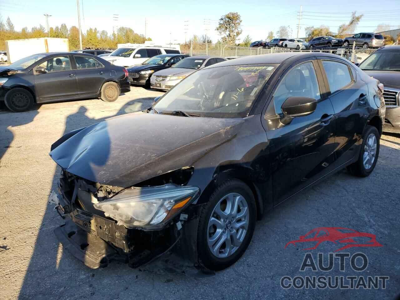 TOYOTA YARIS 2017 - 3MYDLBYV1HY182038